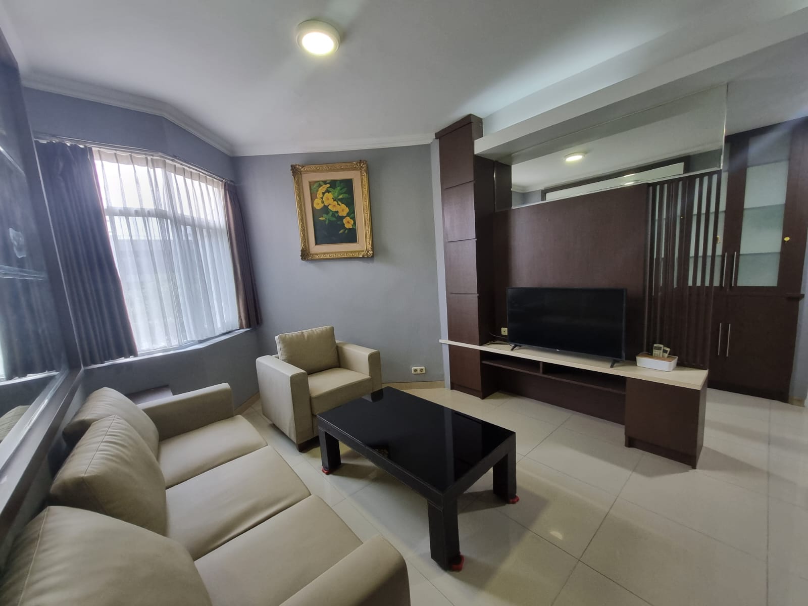 DiSewakan Apartemen Fully Furnished Crown Court Lippo Cikarang